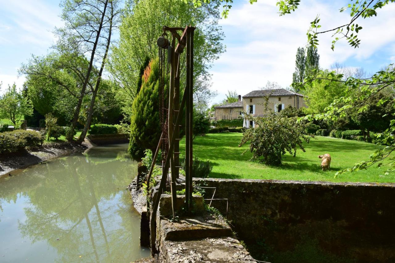 Moulin De Ladausse Bed & Breakfast Monflanquin Exterior photo